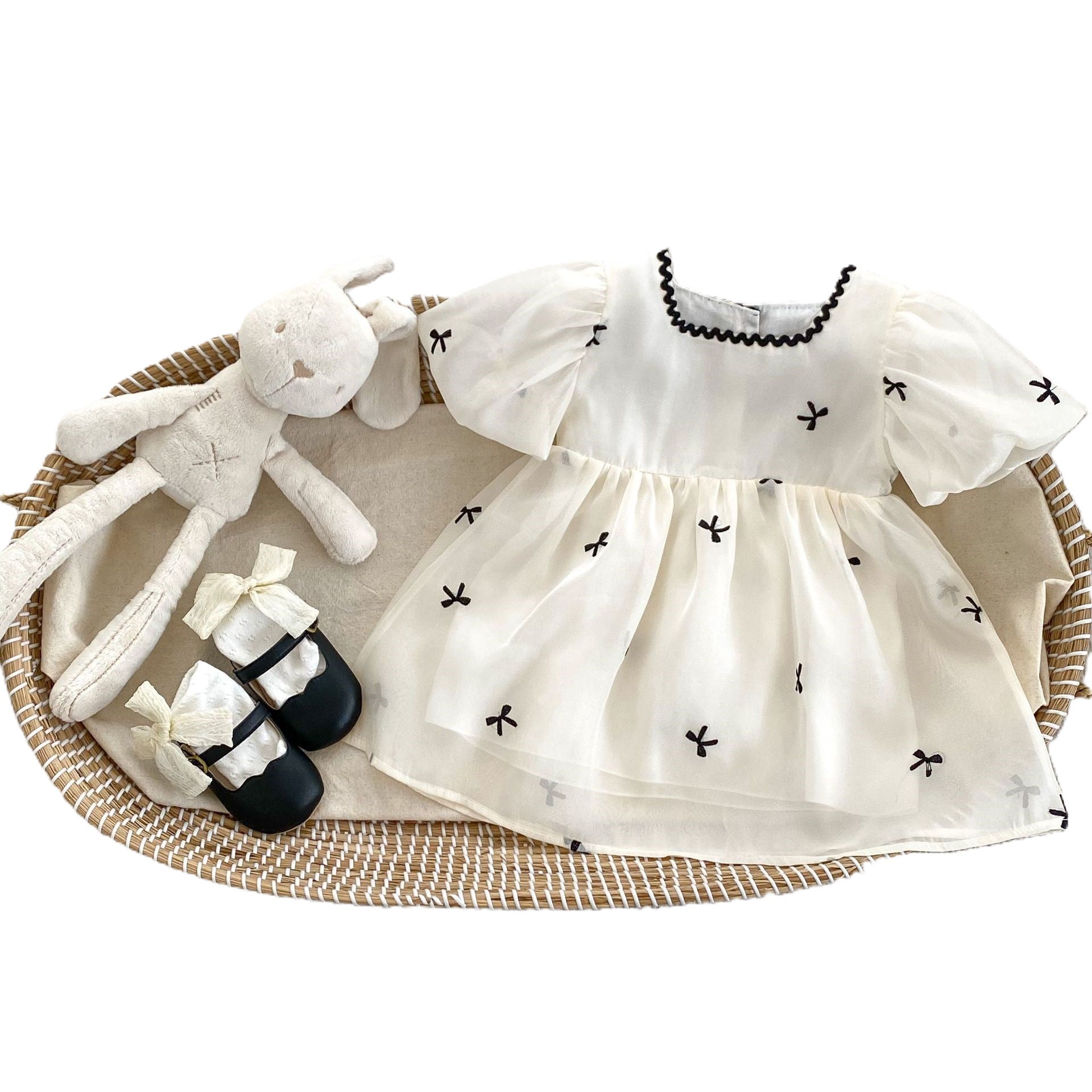 （Pre Order）Girls Spring and Summer Bow Embroidery Dress