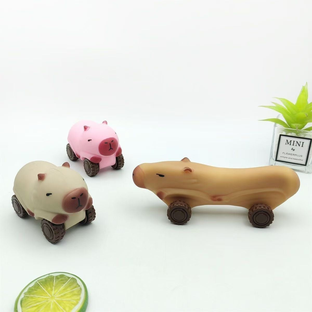 （Pre Order）Squeeze Cartoon Car Toy