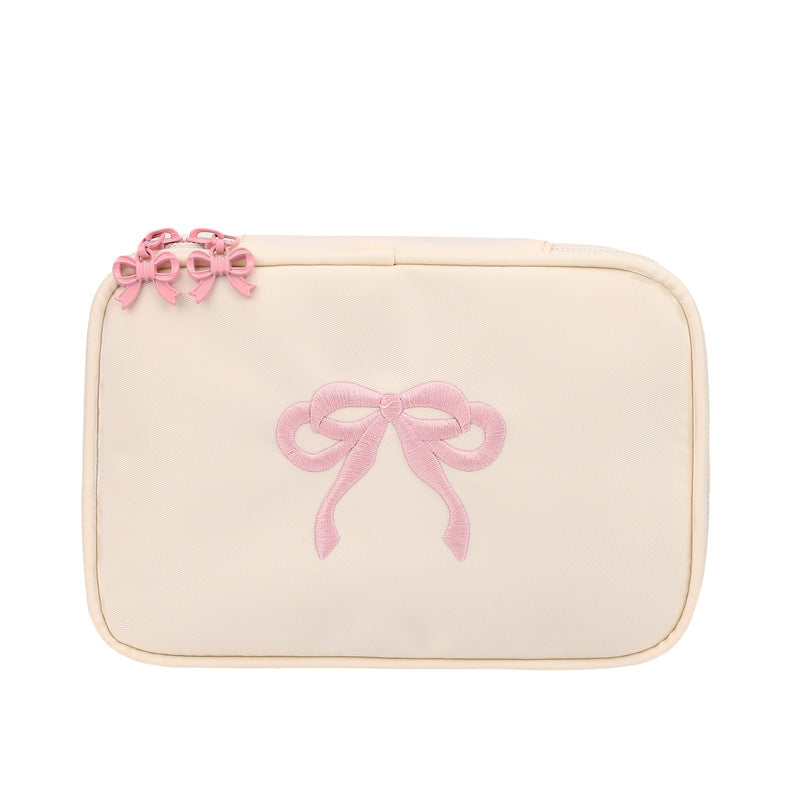 （Pre Order）Bow Embroidery Makeup Bag