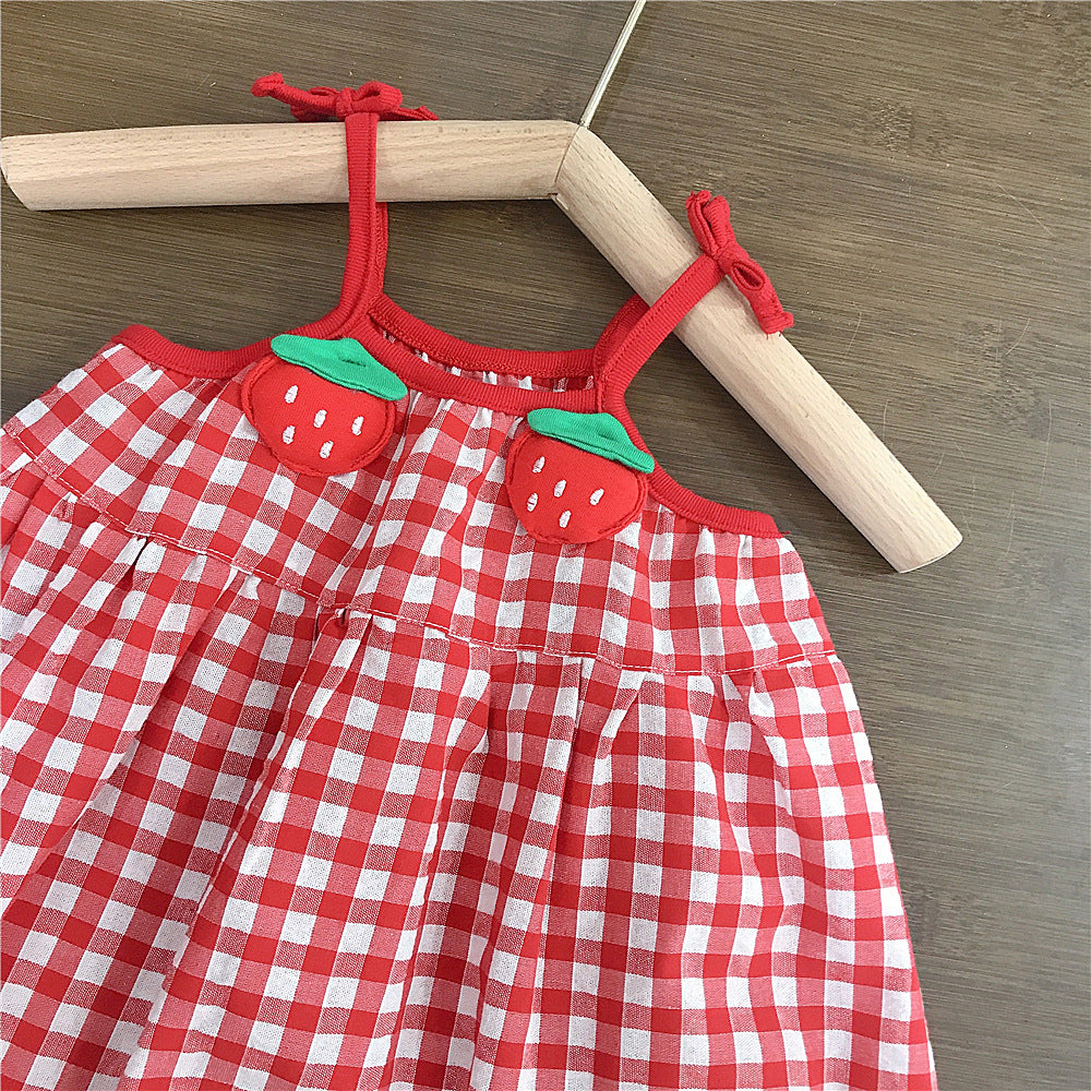 （In Production）Girls Spring&Summer Strawberry Plaid Slip Dress