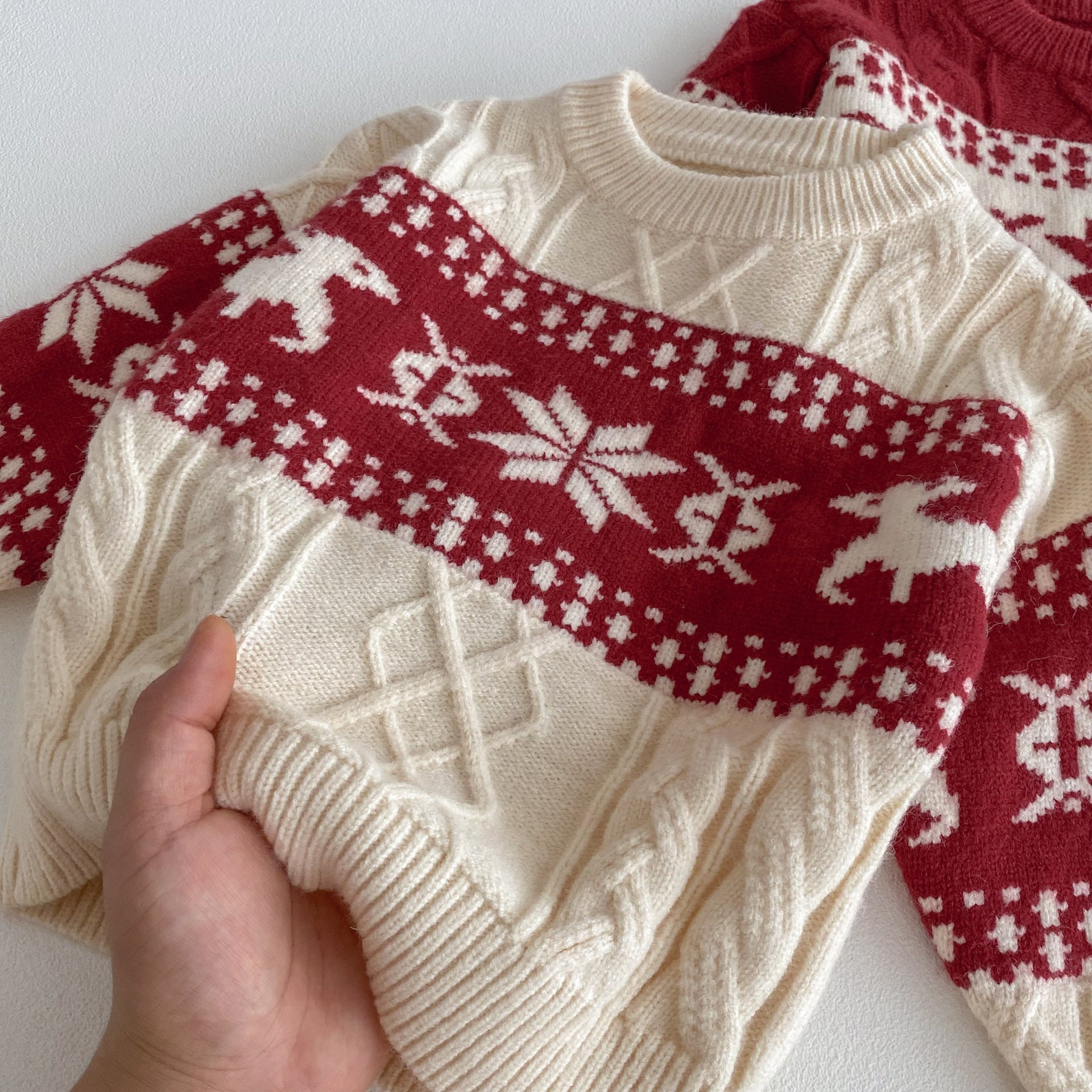 （Pre Order 2 Weeks）Unisex Christmas Jacquard Knit Sweater