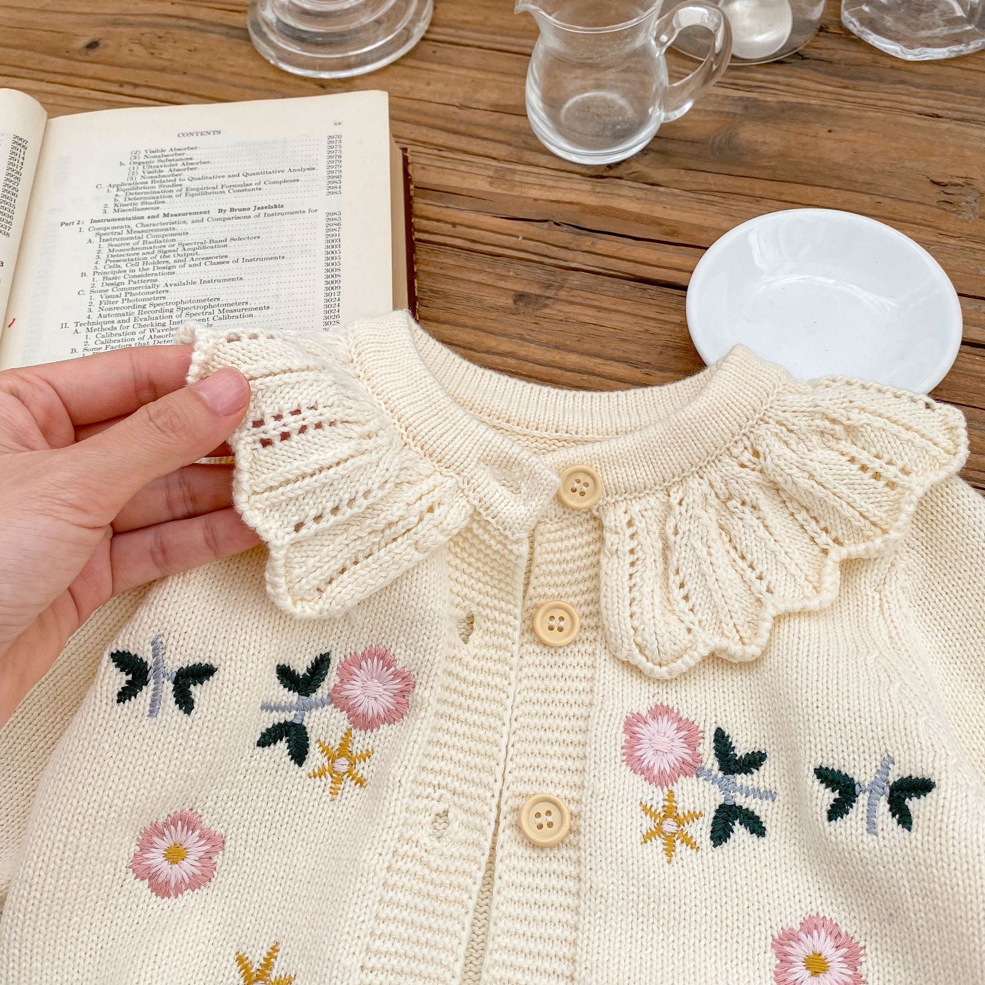 （Pre Order 2 Weeks）Toddler Girls Floral Embroidery Knitted Cardigan