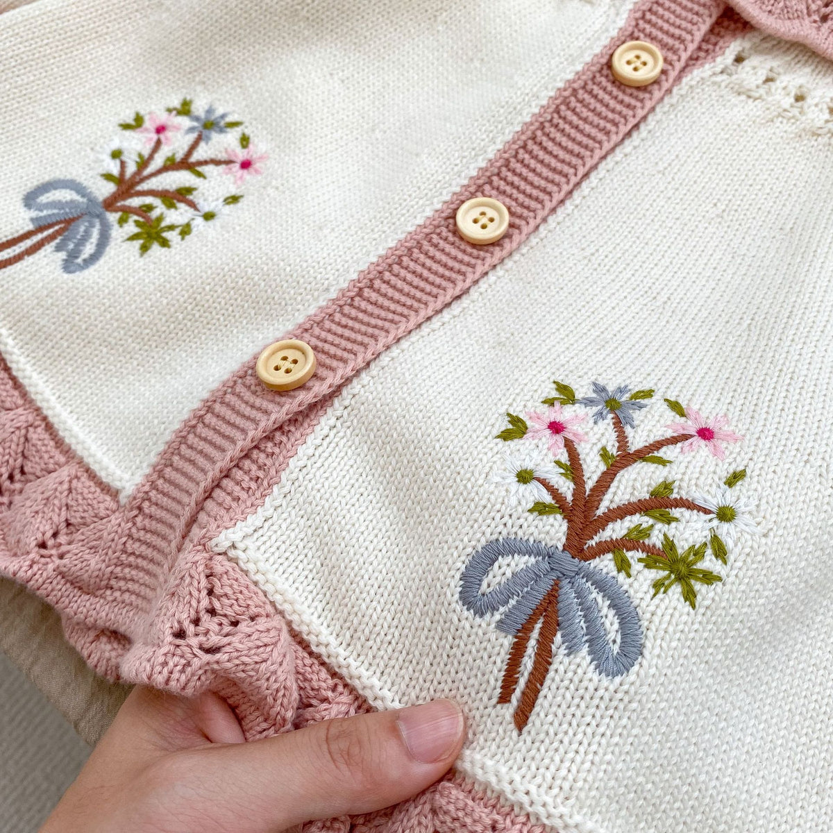 （Pre Order 2 Weeks）Girls Fall Floral Embroidery Sweater Cardigan