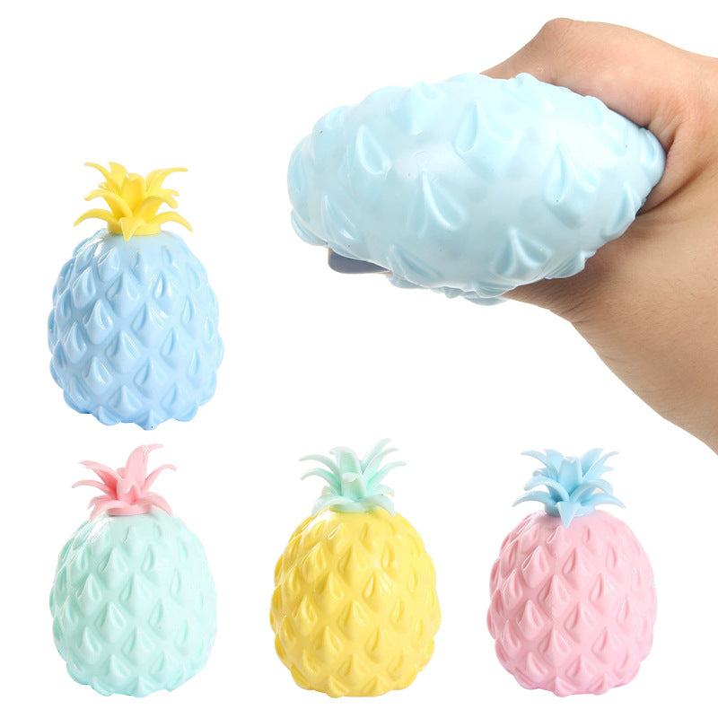 （Pre Order）Squeeze Pineapple Toy