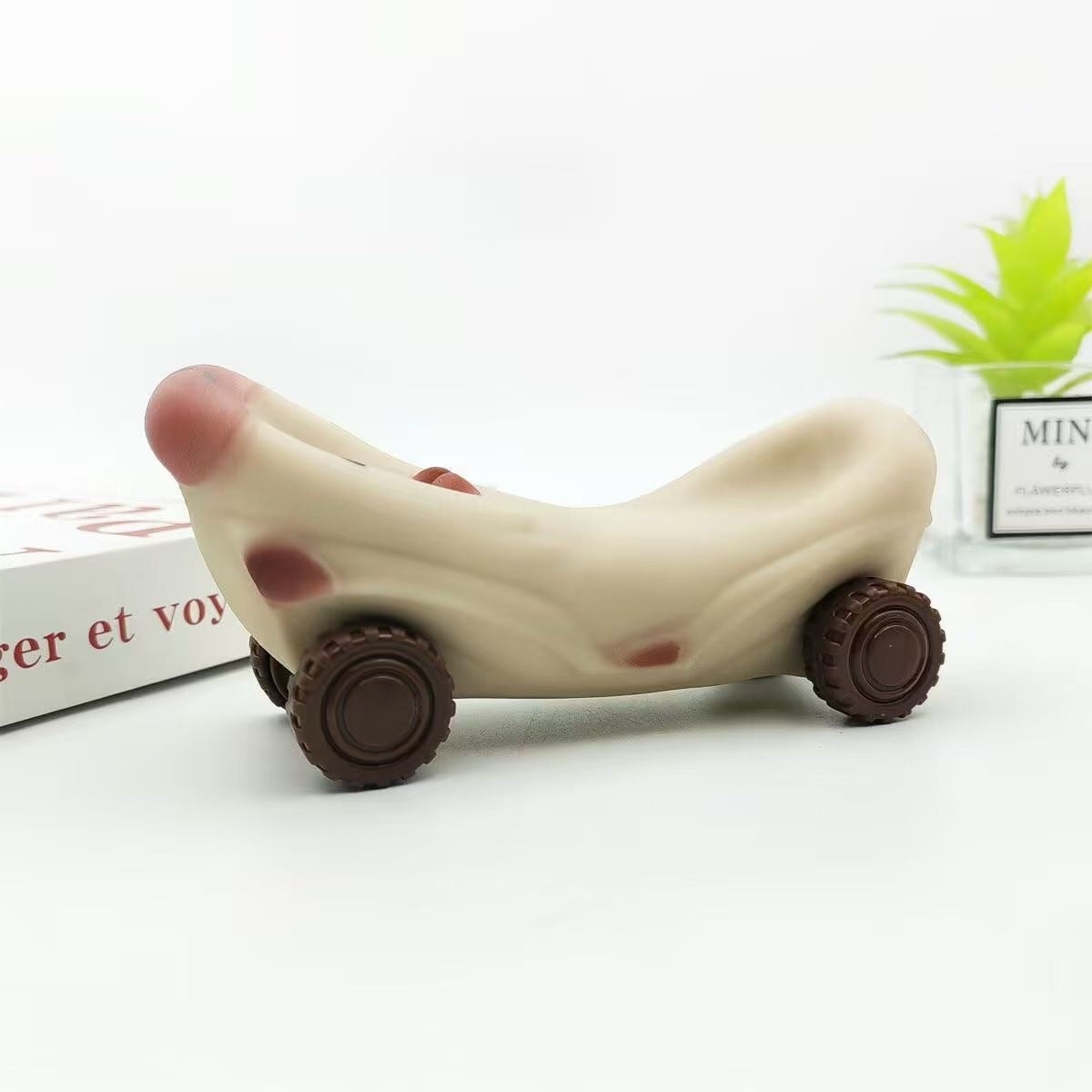 （Pre Order）Squeeze Cartoon Car Toy