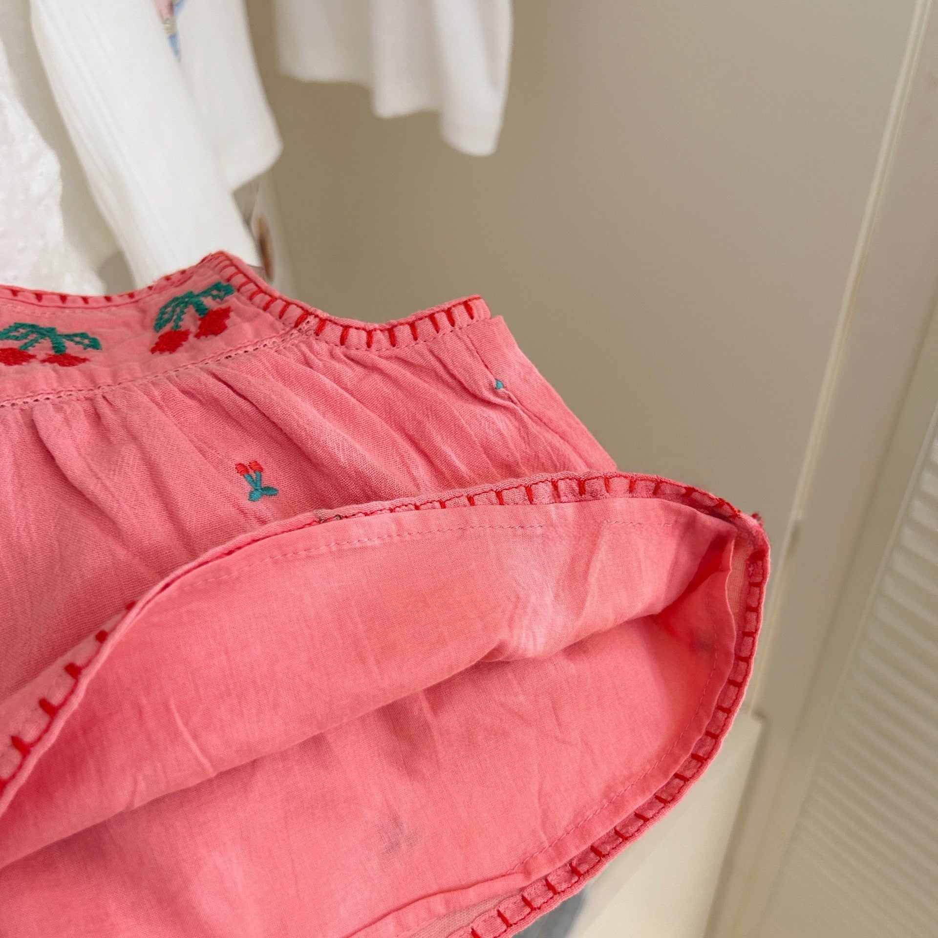 （In Production）Girls Spring&Summer Cherry Embroidery Denim Shorts Set