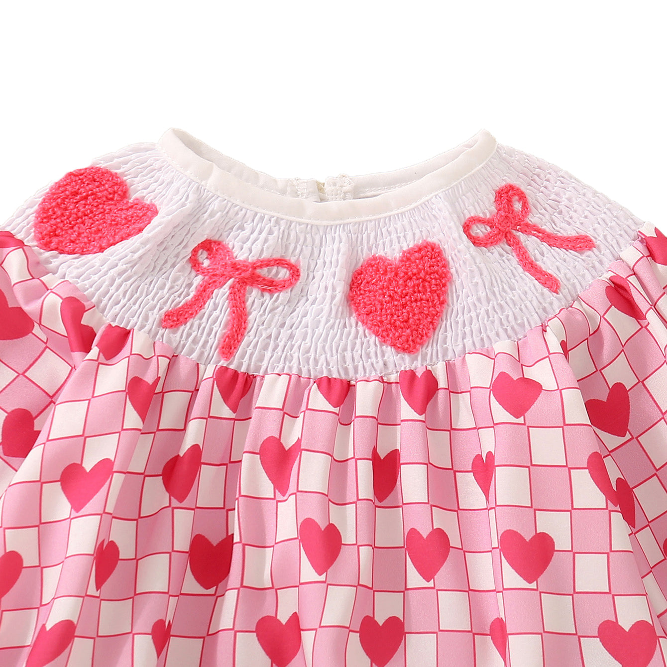 （Pre Order）Toddler Girls Valentine's Day Chenille Patches Smocked Romper