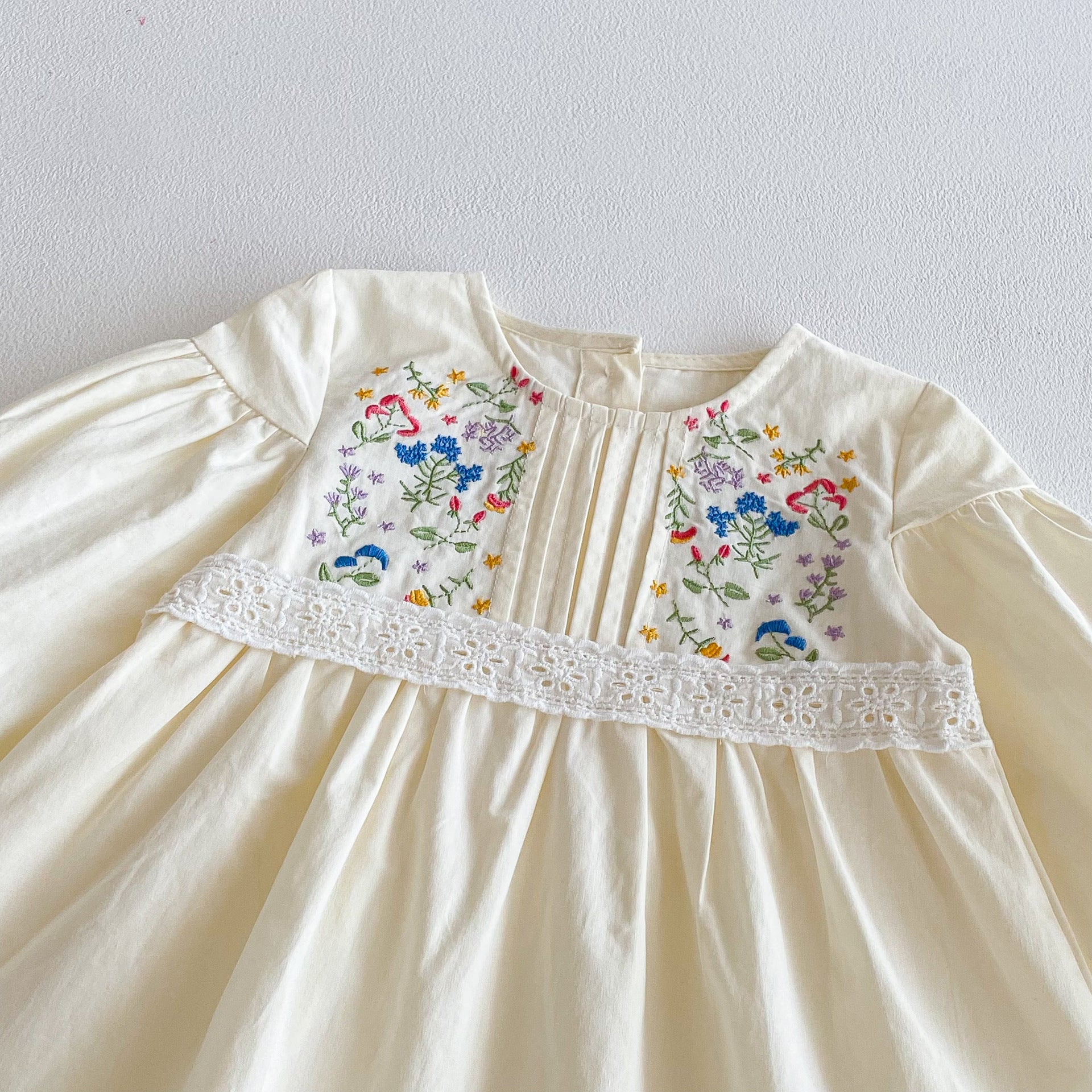 （Pre Order 2 Weeks）Girls Fall Floral Embroidery Lace Ruffle Dress