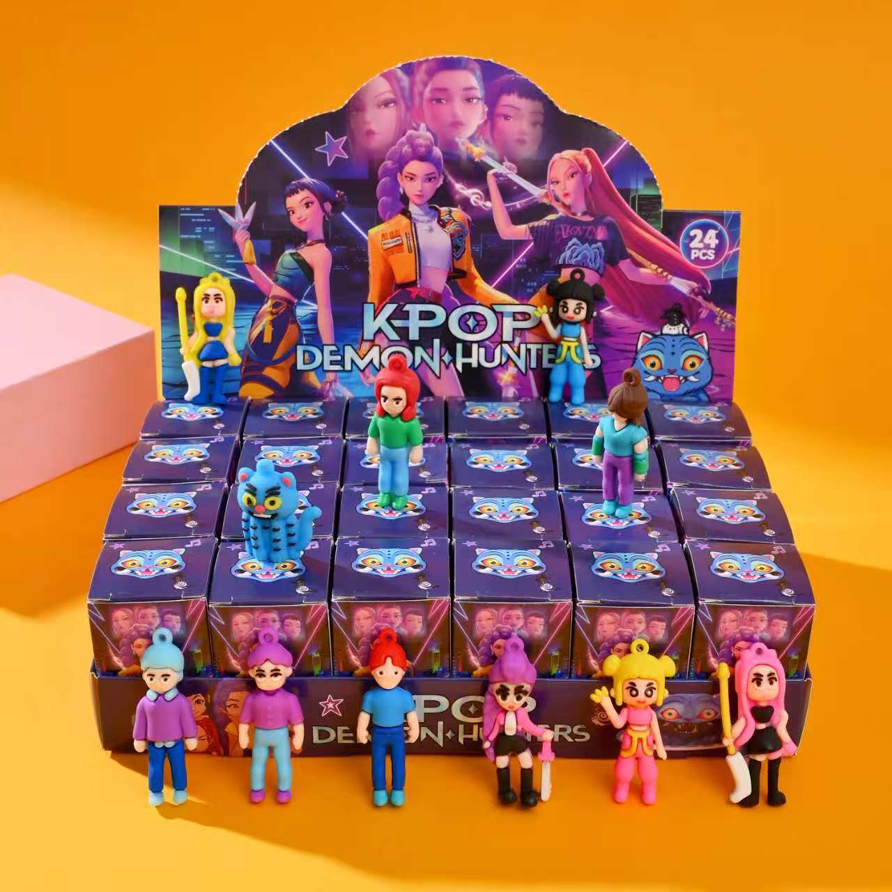 （Pre Order）Multi-style Cartoon Pendant Blind Box-24 Pcs to a box