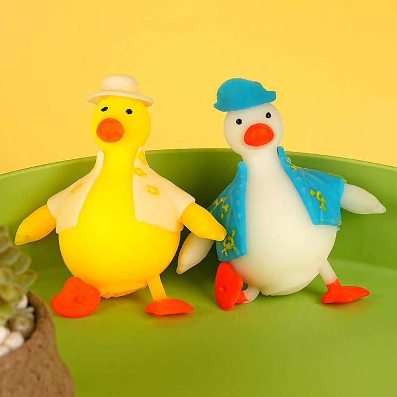 （Pre Order）Squeeze Goose Toy