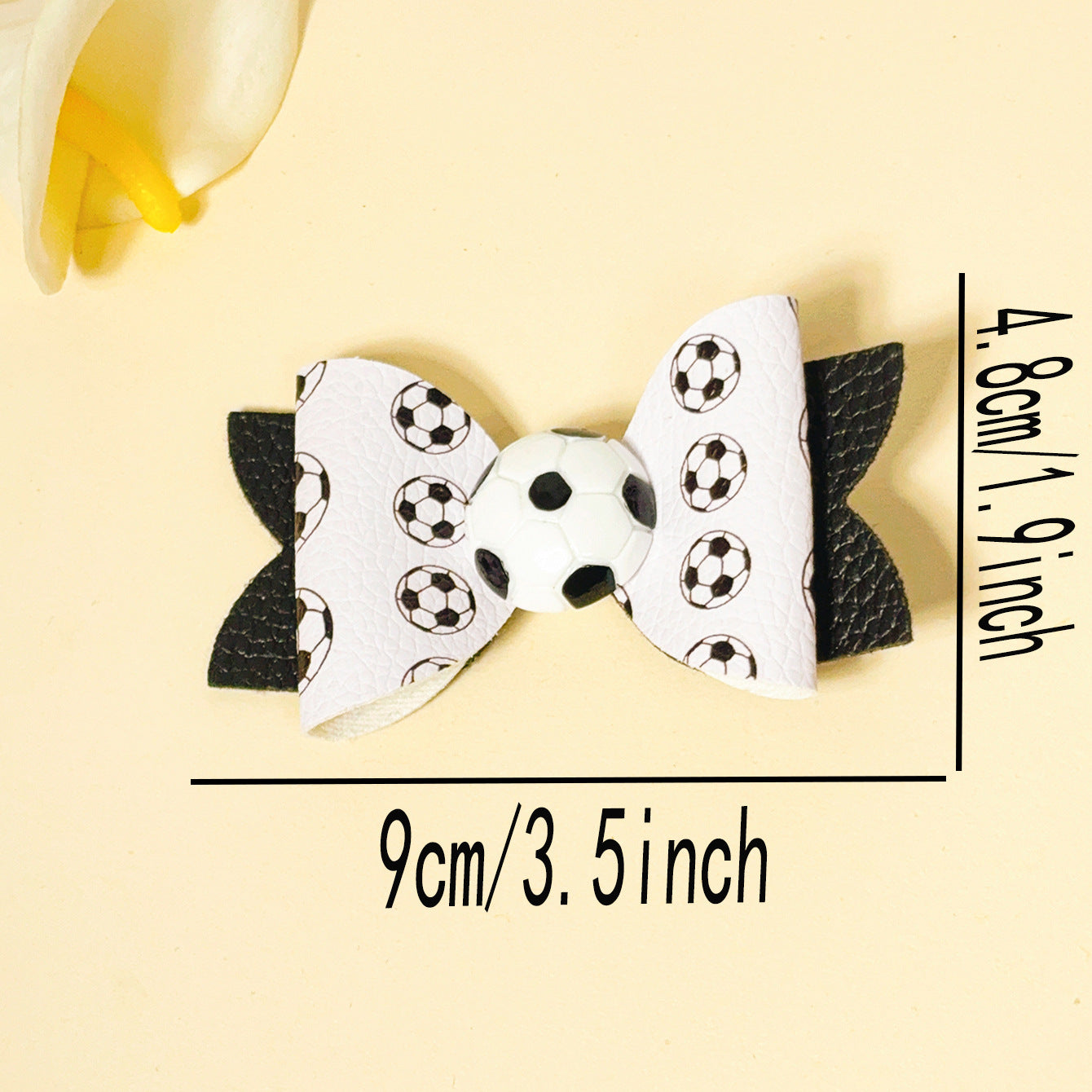 （Pre Order）Girls the World Cup Hair Clip