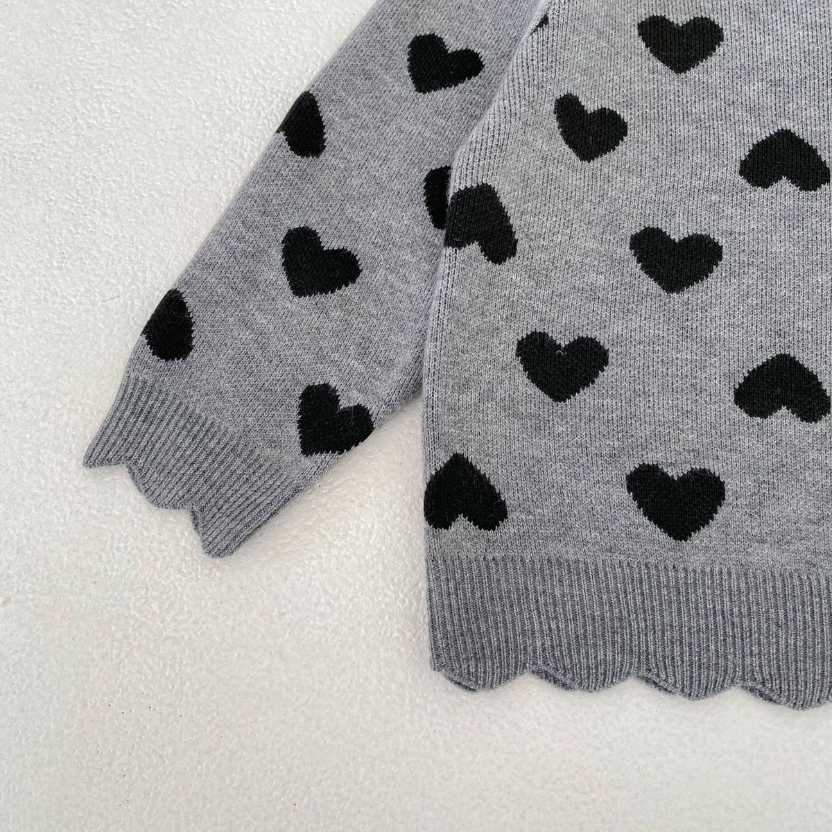 （Pre Order 2 Weeks）Kids Valentine's Day Scallop Knitted Outfit Set