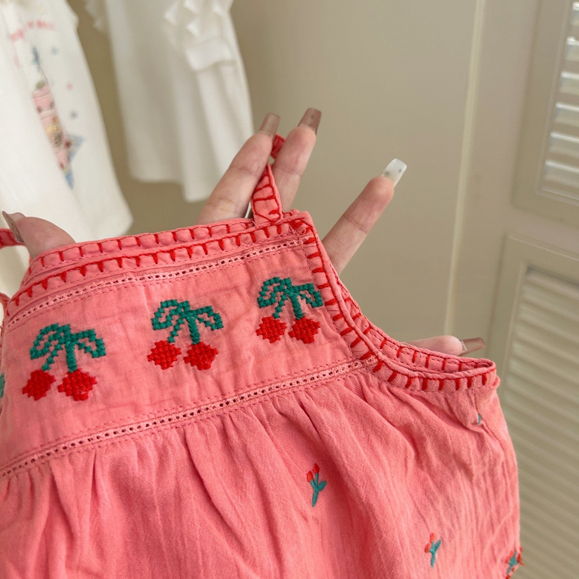 （In Production）Girls Spring&Summer Cherry Embroidery Denim Shorts Set