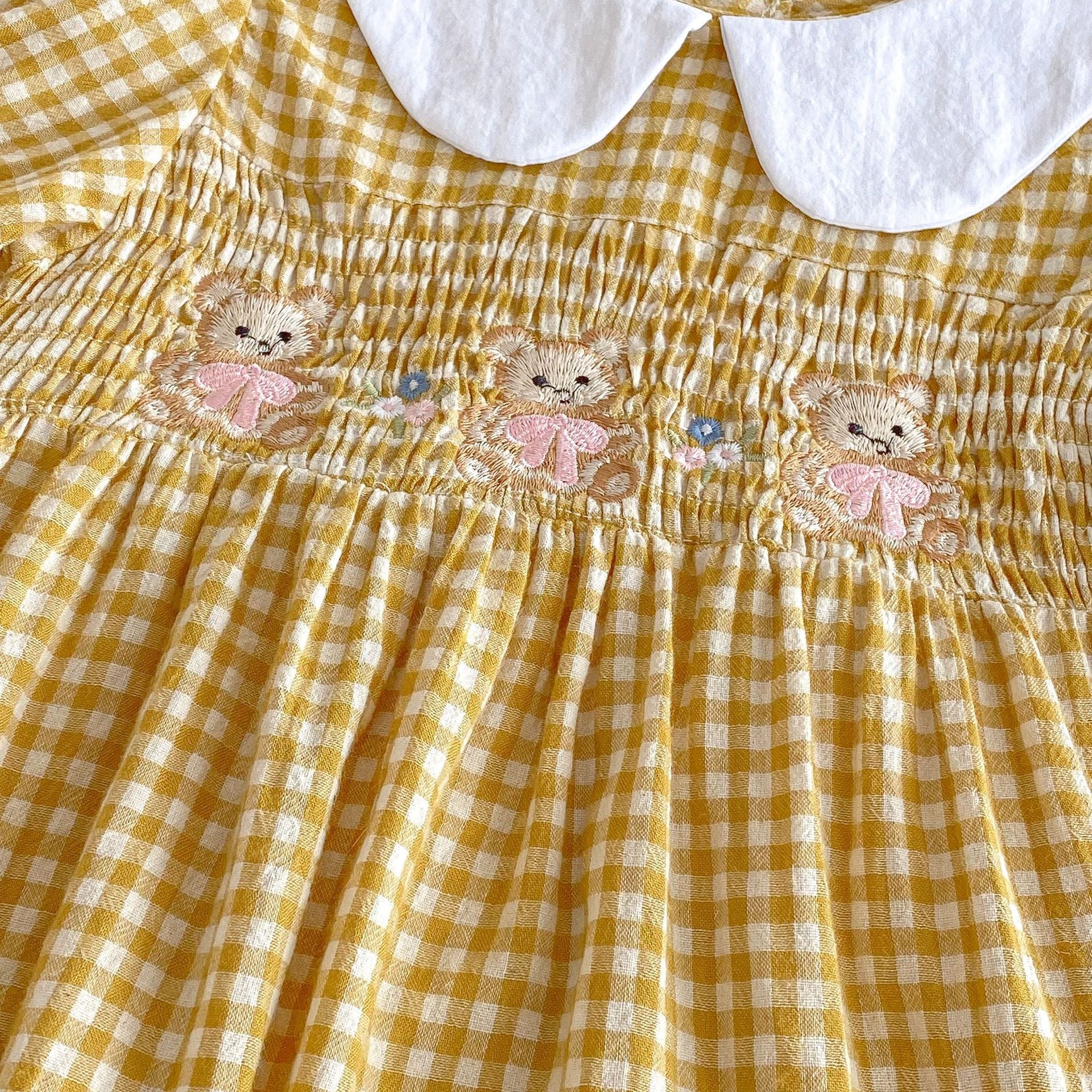 （Pre Order 2 Weeks）Girls Fall Plaid Bear Embroidery Smocked Dress