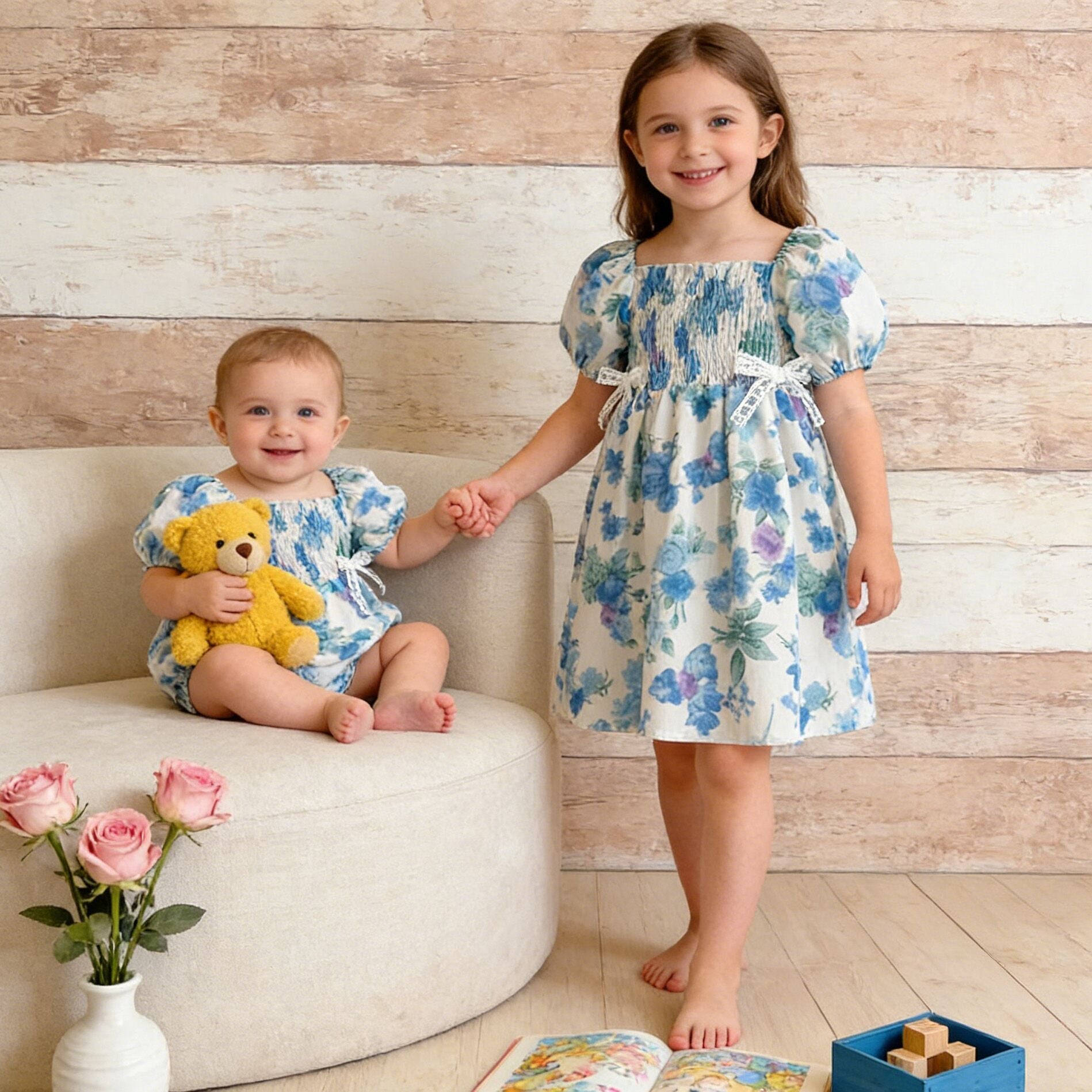 （In Production）Sisters Spring&Summer Floral Print Smocked Dress,Romper