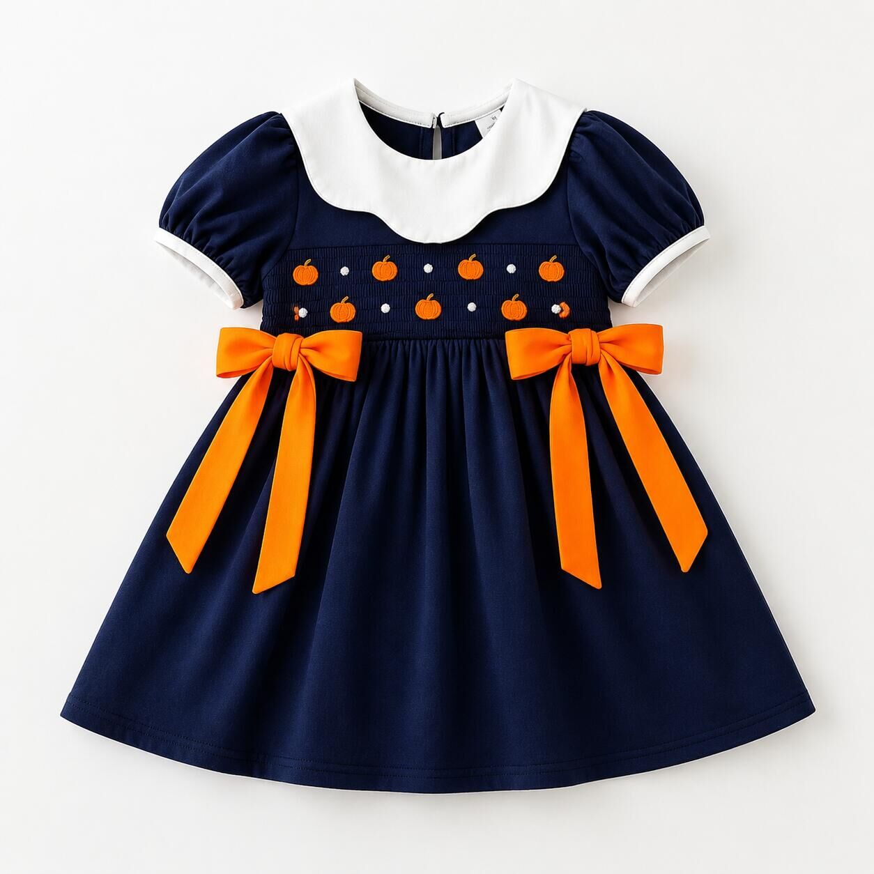 （In Stock）Girls Fall Pumpkin Embroidery Smocked Dress